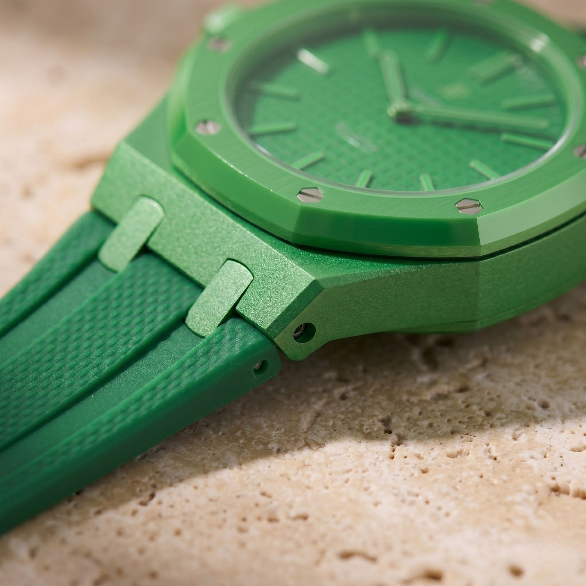 GREEN EIGHT